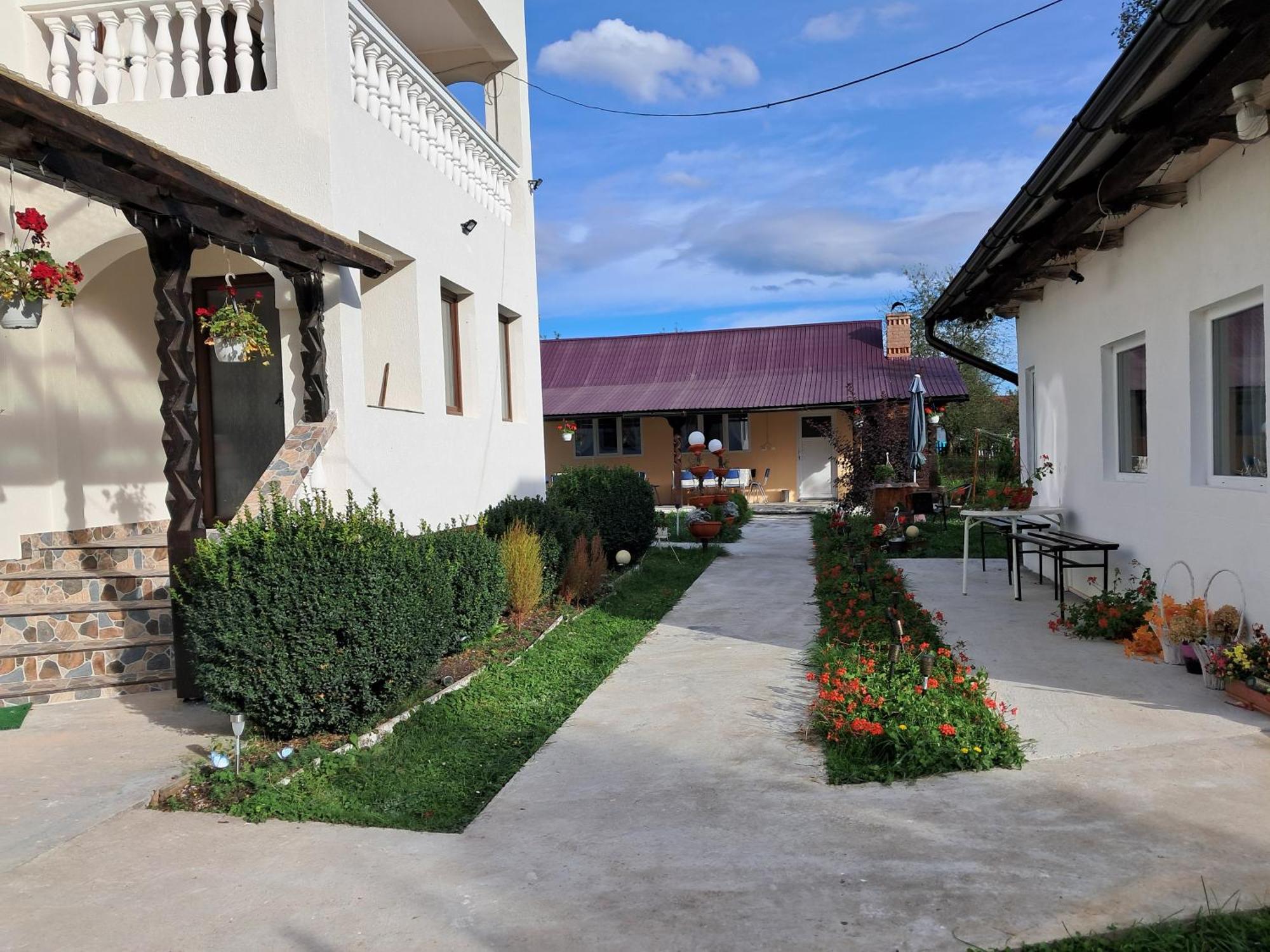 Casa Ionescu Otel Sadova  Oda fotoğraf